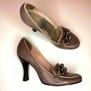 BCBG Taupe Metallic Chain Accent Heels